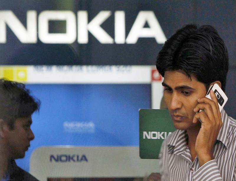 Eltűnnek a Nokia-telefonok? - nagy pofonokat kapnak a finnek