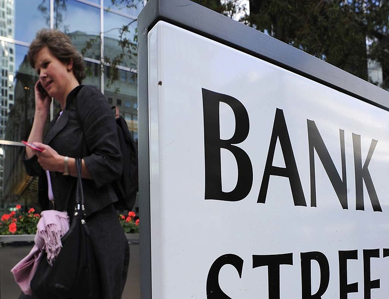 A bankok húzták a piacokat 
