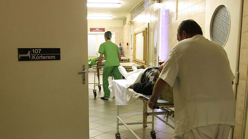 Egyre nő a feszültség - Rossz hír jött a magyar kórházakról