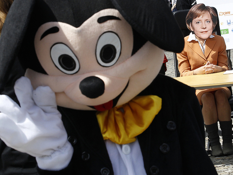 Mickey Mouse a legújabb áldozata a görög válságnak