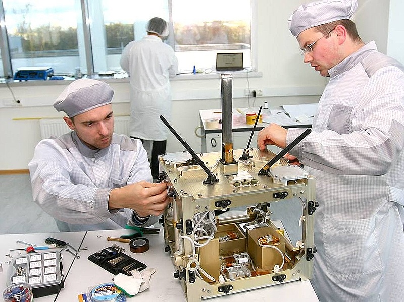 Startol az első maszek orosz műhold