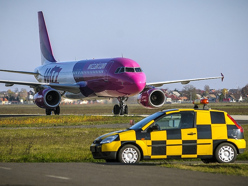 Változtat a Wizz Air is a pilótafülke-szabályokon