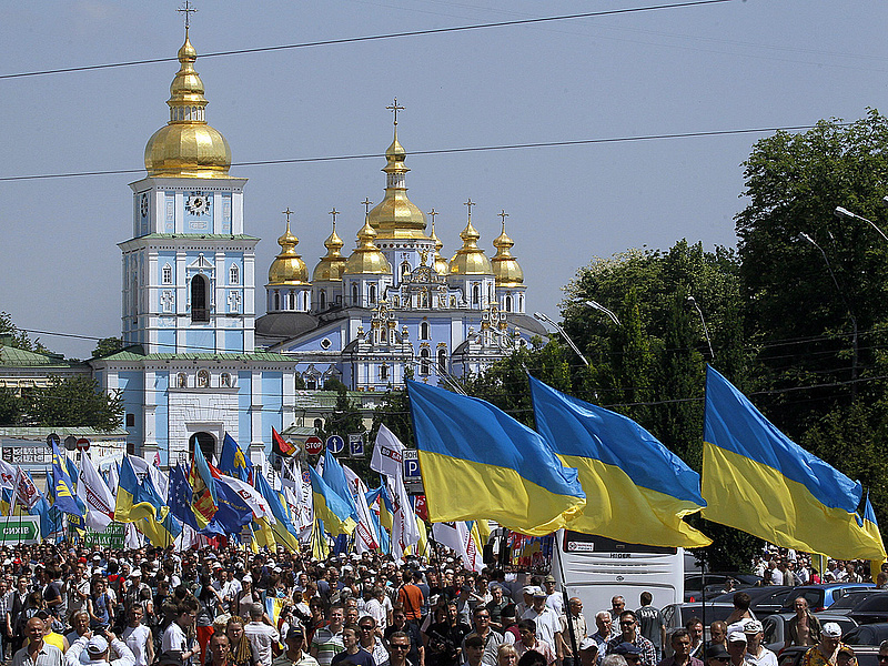 Zuhanórepülésben Ukrajna