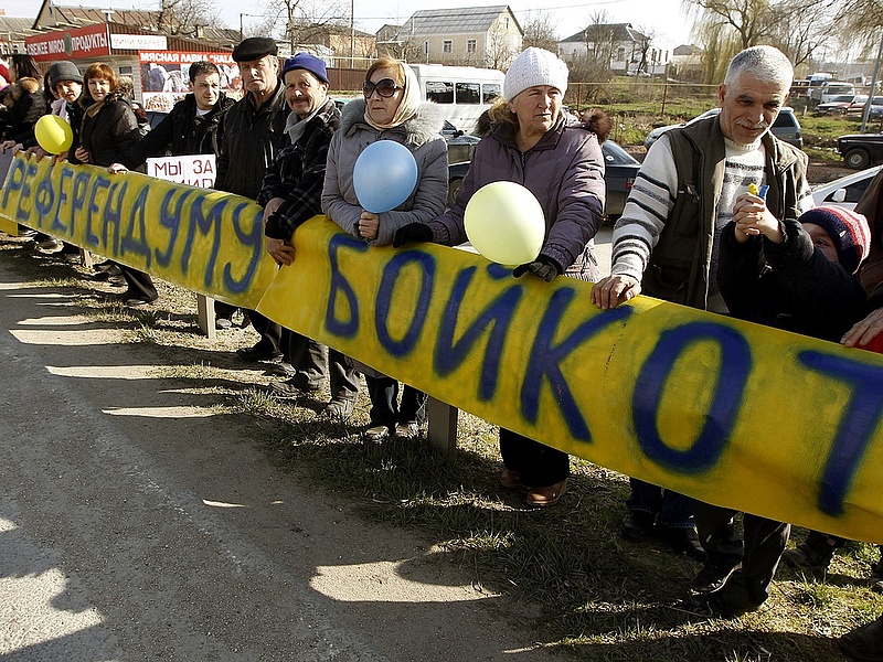 Az ukrán parlament feloszlatta a krími törvényhozást
