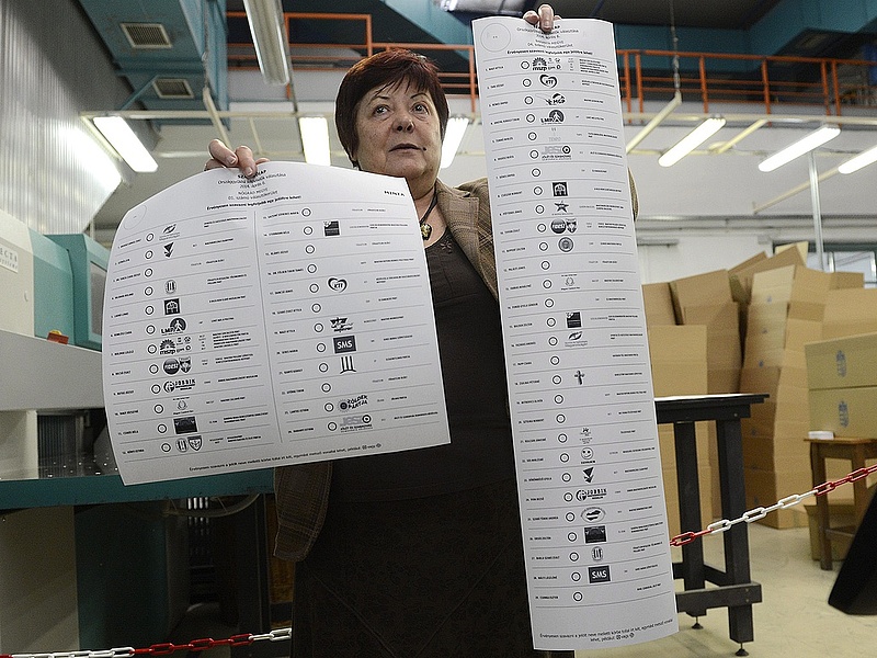 Félmilliárdért nyomtatják a szavazólapokat