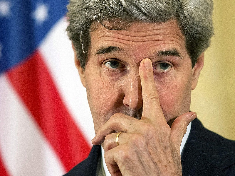 Kerry egyet még beleszúrt Trumpba