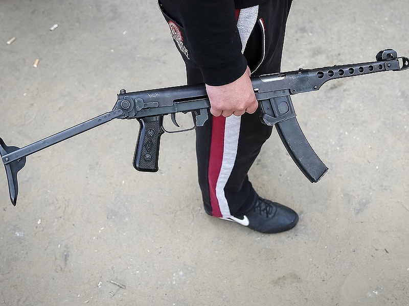 A Kalasnyikov fegyvergyár együtt érez amerikai \"rajongóival\"
