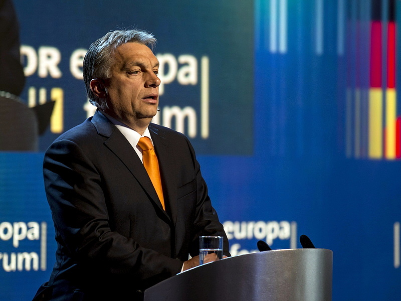 Orbán Berlinben: Magyarországot érdemes tanulmányozni