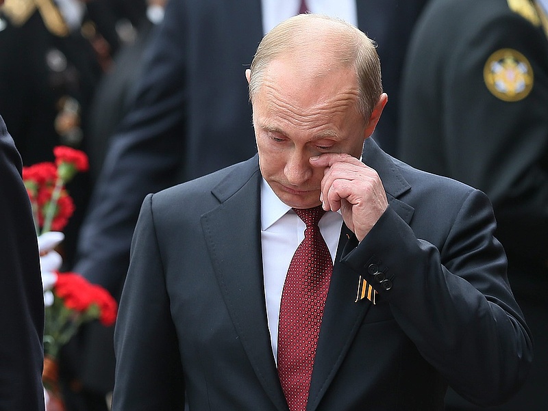 Putyin: az orosz bankoknak maradni kell Ukrajnában