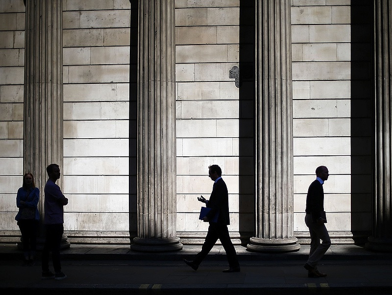 Londoni elemzők: jön a pénzügyi válság? 