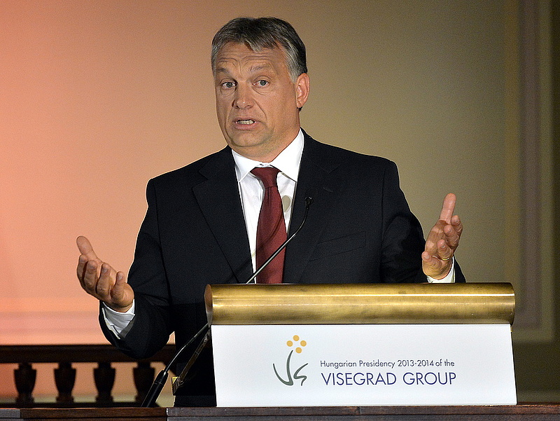 Orbán Viktor Jean-Claude Juncker felkérésére vár