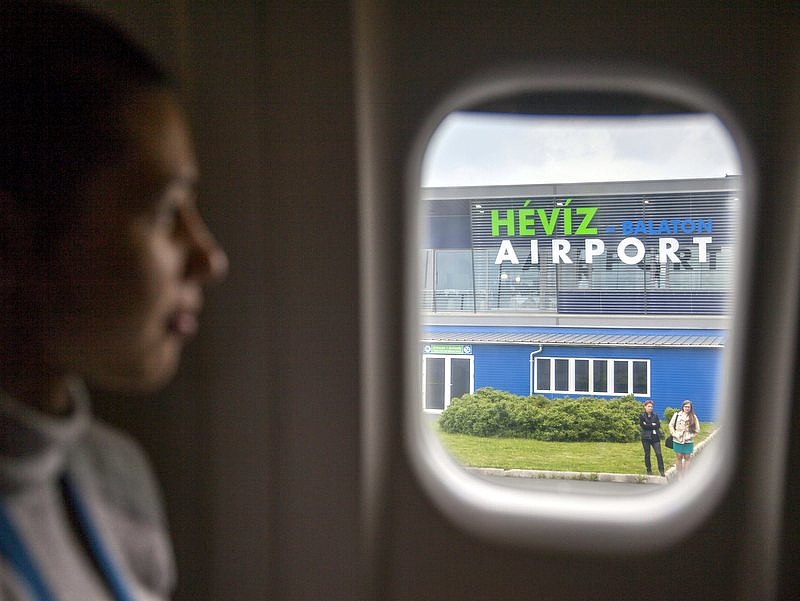 Repülőteret vehet a magyar milliárdos