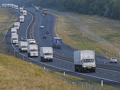 Visszatértek Oroszországba a segélyszállító teherautók