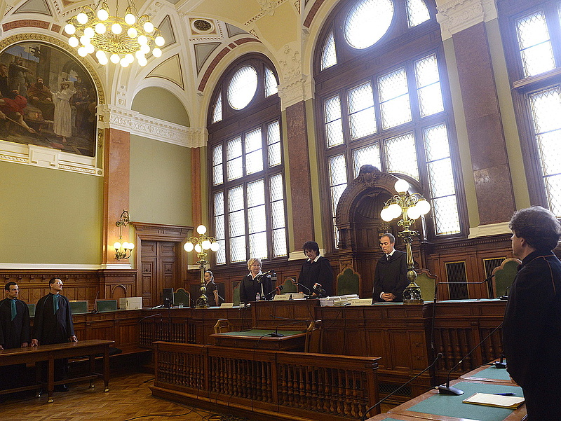  Elhalasztotta a döntést a bíróság a Merkantil Bank ügyében