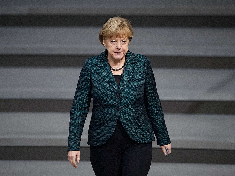 Mélypontra süllyedt Merkel népszerűsége