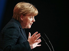 Merkel kész tárgyalni a görög adósságról