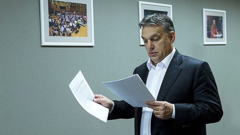 Hideg fejjel szólalt meg Orbán, majd rázta az öklét