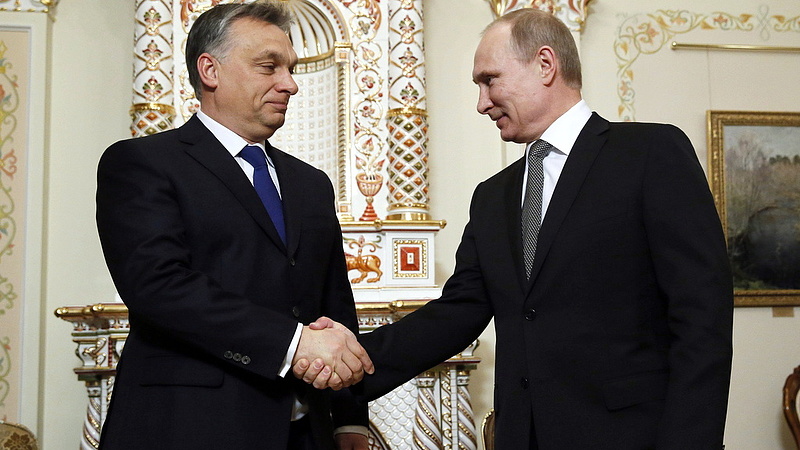 Putyin a \"pincében\" fogadja Orbánt