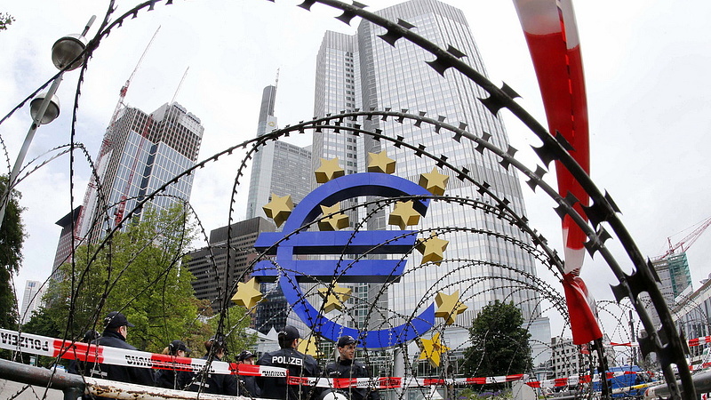 Rossz hitelek: felvette a kesztyűt az EKB