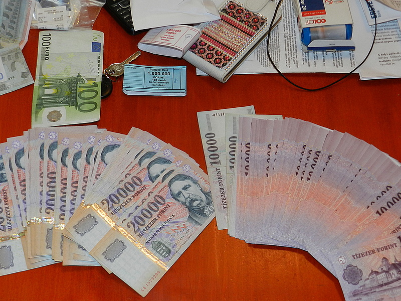 Pénzmostási gyanú: egymillió eurós bankszámlákat zárolt a NAV