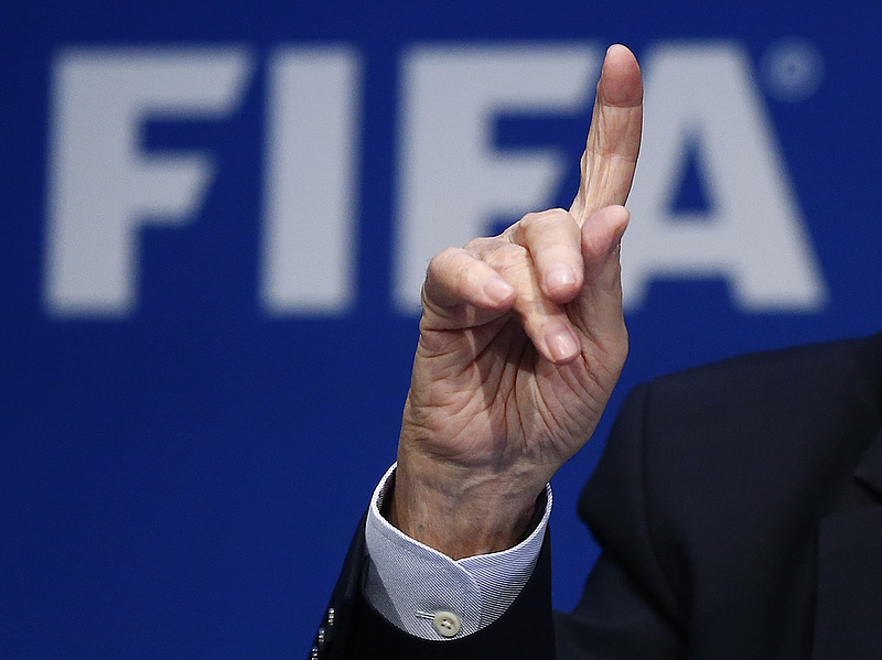 FIFA-botrány: három sportvezetőt eltiltott az etikai bizottság
