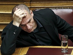 Meglepetés: Lemondott a görög pénzügyminiszter