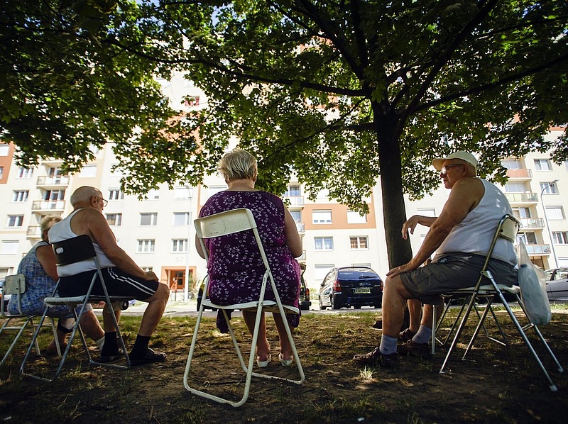 A nyugdíjasoknak üzentek a kormánypártok