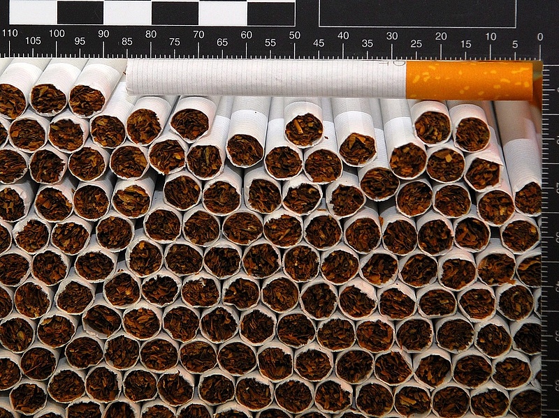 Eltűnt egymillió doboz cigi a trafikokból