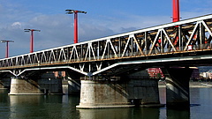 A Duna Aszfalt szélesítheti ki a Déli összekötő vasúti hidat
