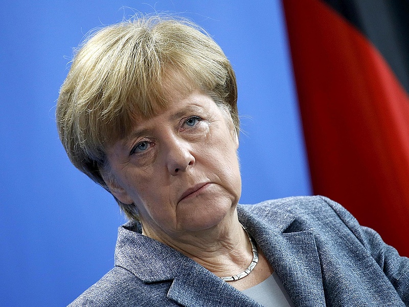 A menekültválság mégis kikezdi Merkel népszerűségét?