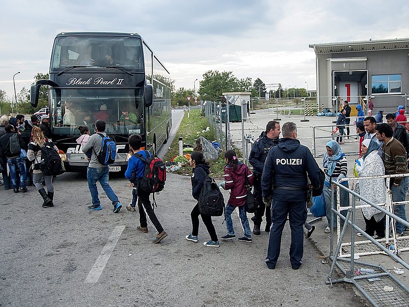 Menekültügy: ilyen lesz Ausztria hozzáállása