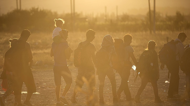 Menekültek: új javaslattal állt elő az EU 