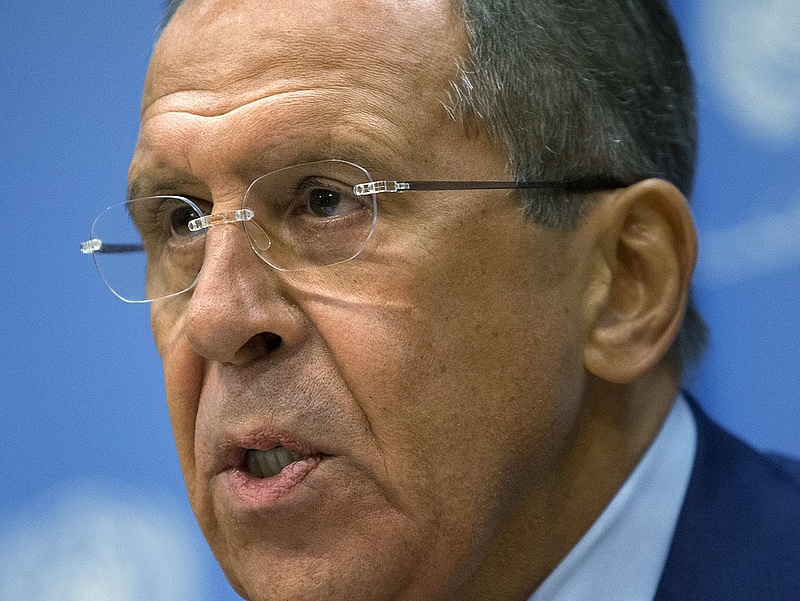 Lavrov: Moszkva és a Washington vezette koalíció ugyanazokat a szervezeteket tartja terroristának