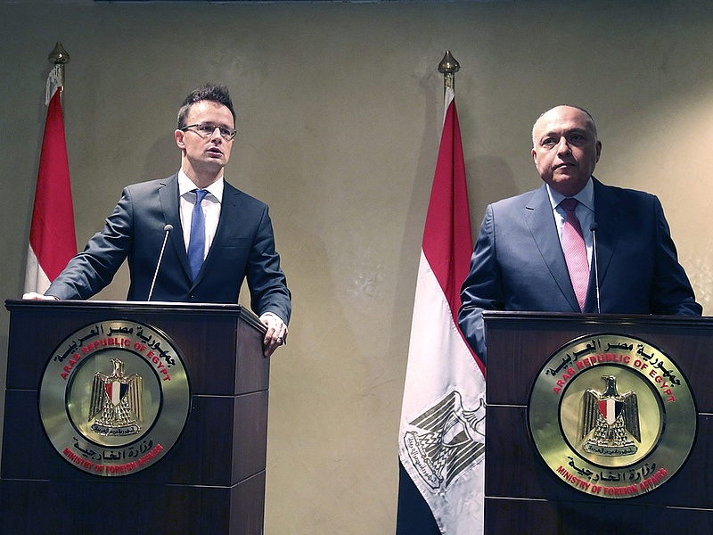 Szijjártó: Nem változtatjuk meg Egyiptom biztonsági besorolását