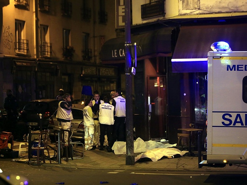 Halálos lövöldözések Párizsban (frissítve)