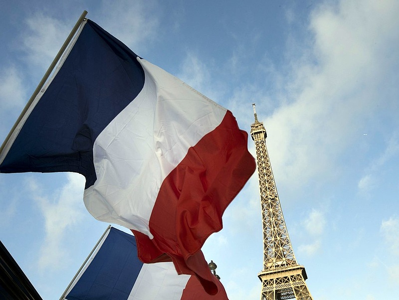Hollande volt élettársa lehet az új francia külügyminiszter