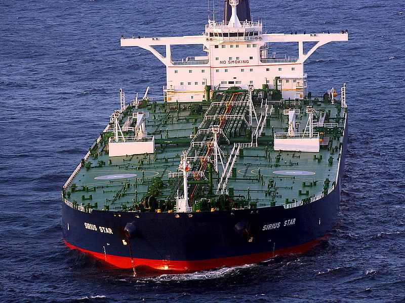 Ütközött egy olajszállító tanker