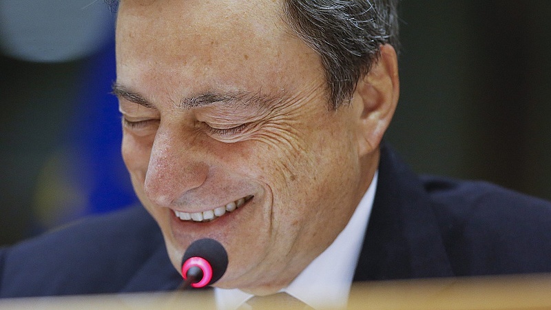 Elhárult a veszély - megszólalt Draghi