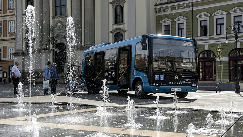 Nagy dobás Budapesten - megszólalt a buszgyártó milliárdos