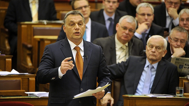Orbán: biztonsági kihívások előtt áll az ország 