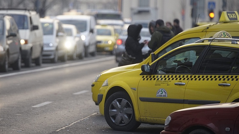 Nagy a baj a budapesti taxisokkal