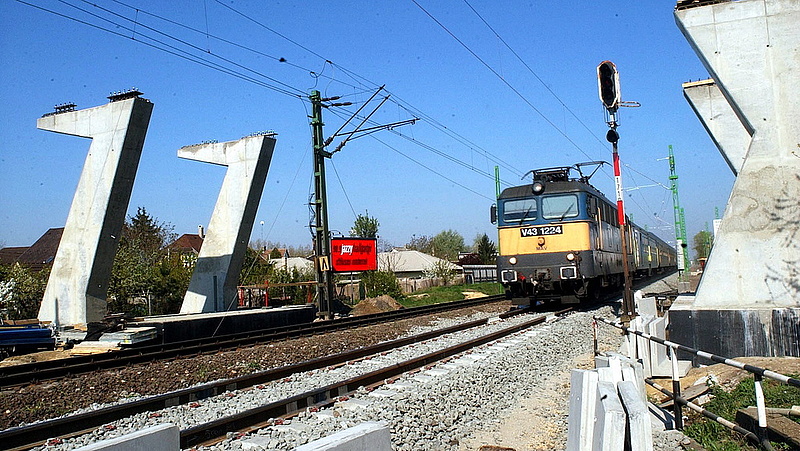 Új korszakba lép a magyar vasút