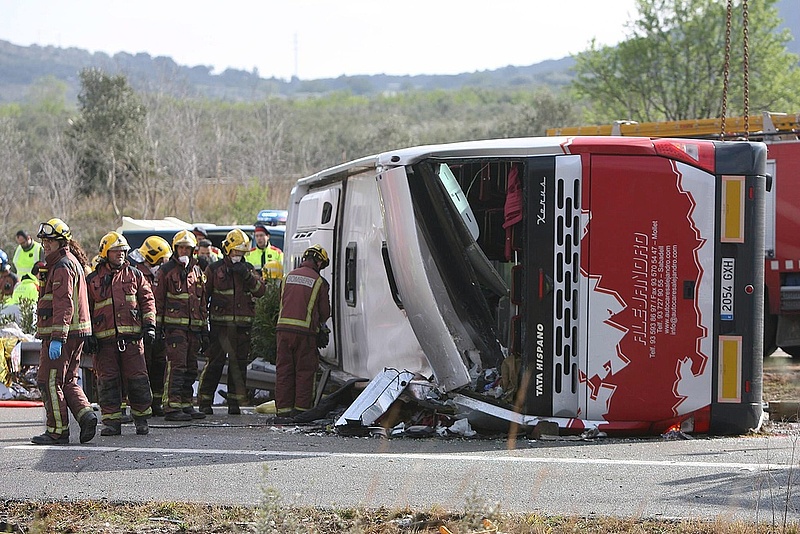 Erasmusos diákokat szállító buszt ért baleset - magyar sérült is van (frissített)