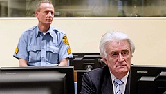 Életfogytiglani börtönt kért az ügyészség a volt boszniai szerb elnökre