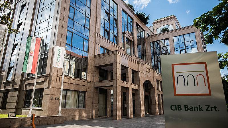 Nagy leállás jön a CIB Banknál - minden ügyfél érintett