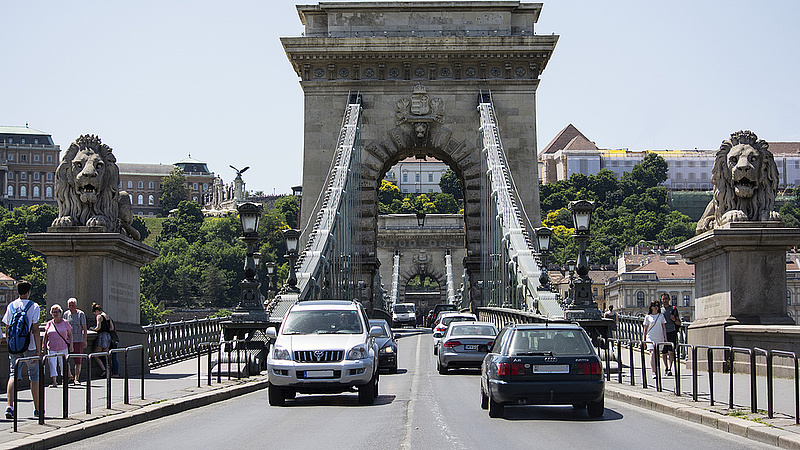 Csúcsforgalomban jön hídlezárás Budapesten