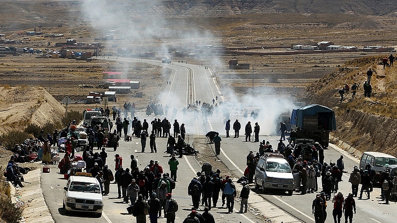 Fegyveres bányászok bénítják meg Bolíviát