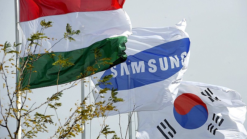 Szivárognak a részletek a Samsung új csúcsmobiljáról