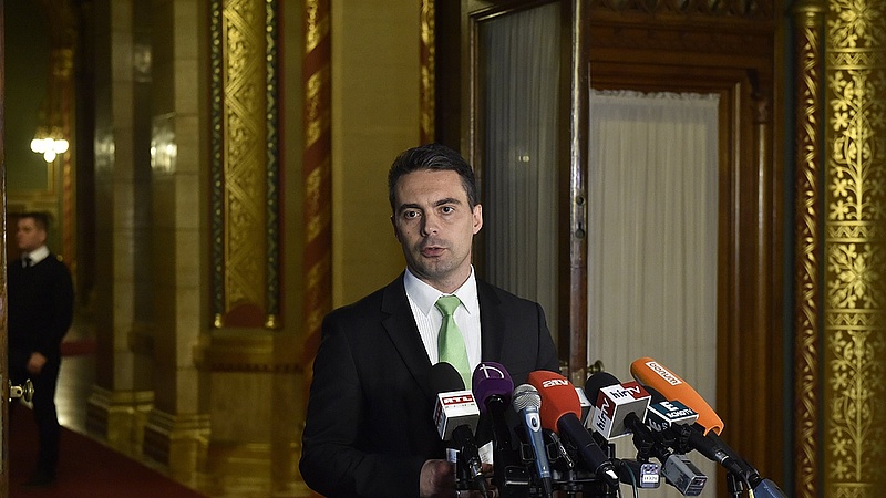 Visszamenőleges földesúradót vezetne be a Jobbik