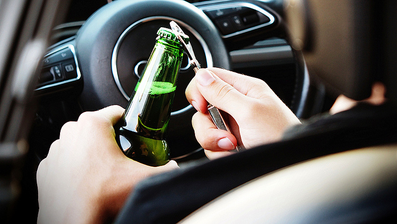 Kötelező lesz az autóba szerelt alkoholszonda? Álhír terjed a weben